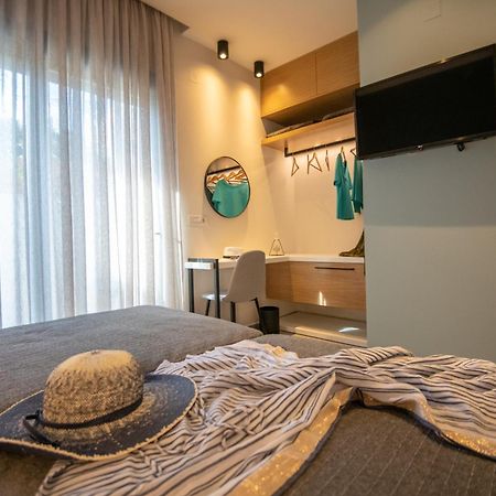 Lenico Seafront Villa Agia Pelagia  Exterior foto